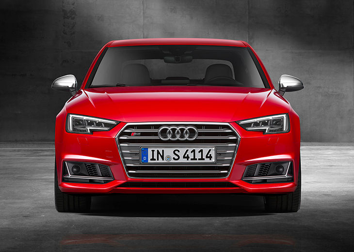 2016 Audi S4 Front Angle